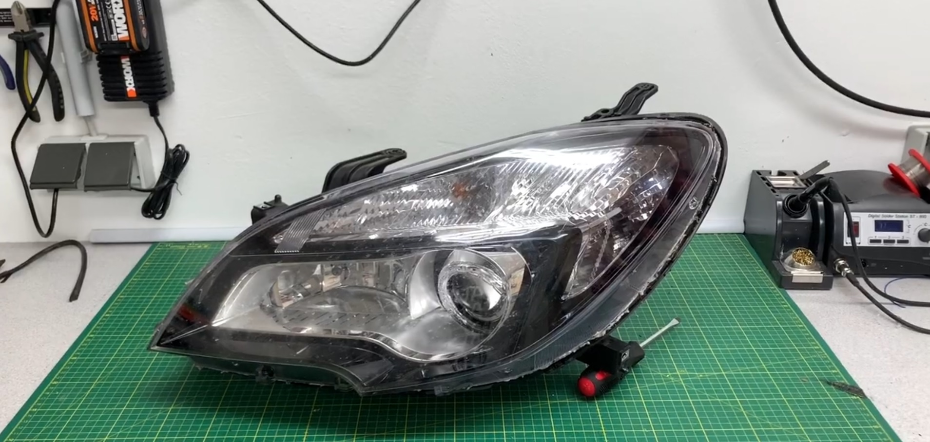 Opel Mokka Scheinwerfer